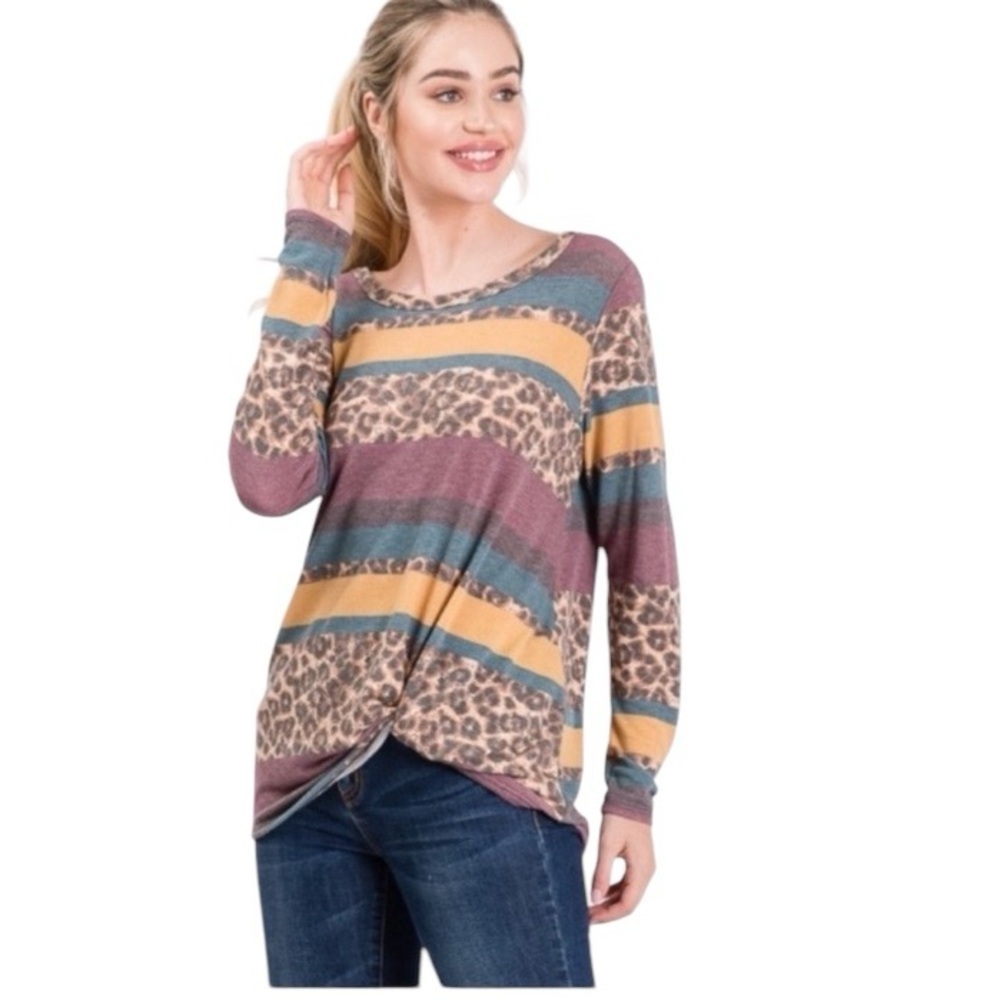 Sale 😀long sleeve top size small